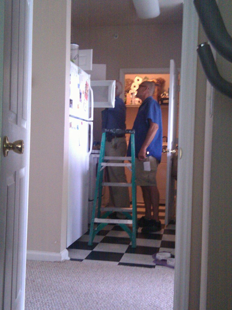 fridge repairs in east london